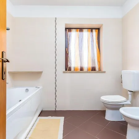 Luana A1 Apartamento