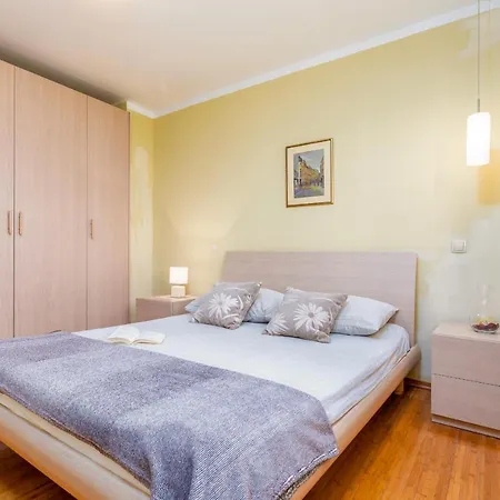 Apartmán Luana A1 *